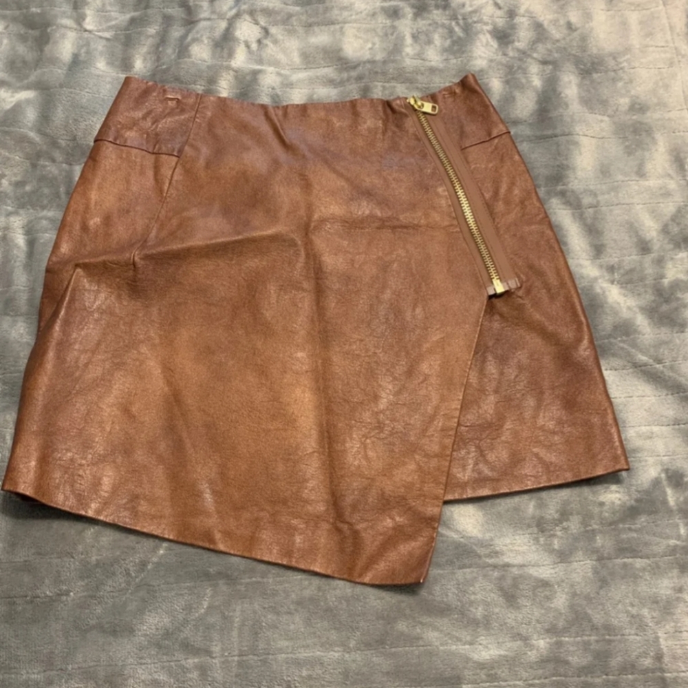 Tan Brown Leather Asymmetrical Zip Up Skirt - Picture 4 of 8